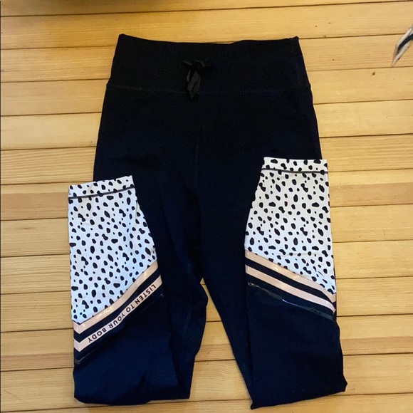 Sarah’s Day x White Fox Leggings - Picture 2 of 2